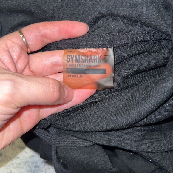 Gymshark cropped hoodie - medium fits like small - Picture 3 of 3